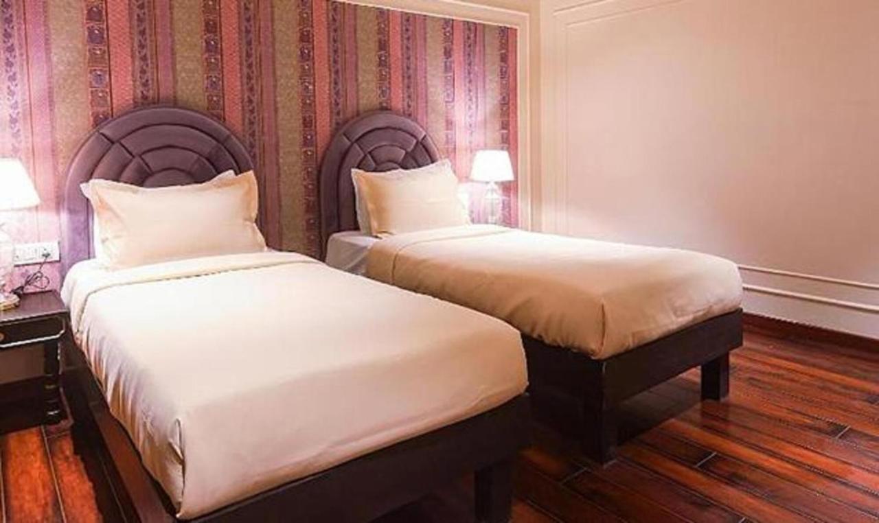 Fabhotel Prime The Seven Seeds 新德里 外观 照片