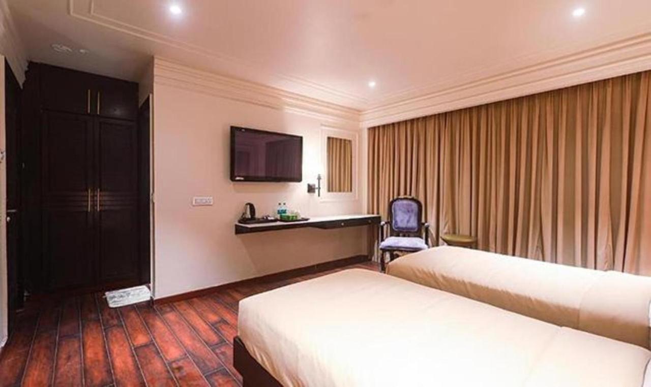 Fabhotel Prime The Seven Seeds 新德里 外观 照片